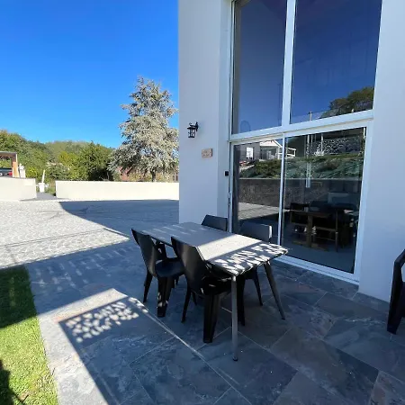 Siam Mahanakhon & Apartamento Rieux-de-Pelleport